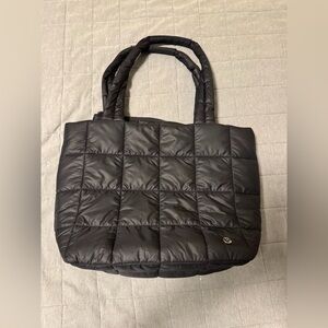 Lululemon - Quilty Pleasures Tote Bag - 12L